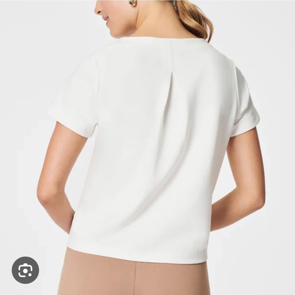 Spanx The Perfect Pleated Back Top - Picture 4 of 5